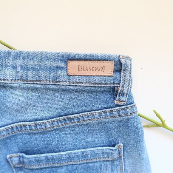 Blank NYC Blue Denim / Jean Medium-wash High Waist Raw Hem Shorts Size 26 - Picture 4 of 9